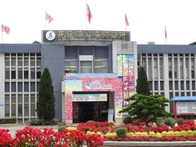 花蓮縣吉安鄉7月將補助家長1胎1萬元的生育津貼，如符合領取資格，家長明日起可赴鄉公所申請。（羅亦晽攝）