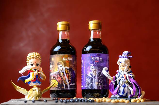 「丸庄霹雳一页书酱油」内容量300ml，300元，首波限2000瓶。（丸庄酱油提供）