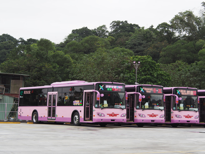 欣欣客运木栅二站。