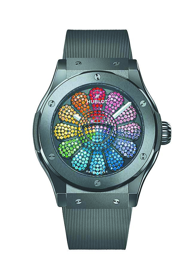 宇舶表与当代艺术大师村上隆合作的13款微笑之花联名表，在WW表展曝光。（HUBLOT提供）