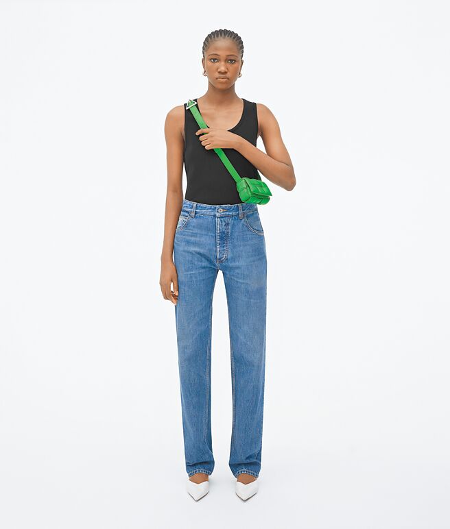 Bottega Veneta推出比Mini还小的全新尺寸「Candy」。（Bottega Veneta提供）