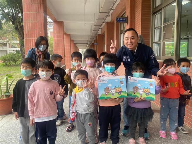 宝山乡公所在2023年起提高双胞胎生育补助津贴，从原本的5万加倍变成10万元。（宝山乡公所提供／邱立雅竹县传真）