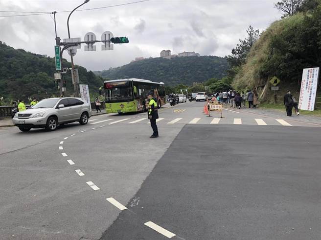 警方将加强清明连假期间交通疏导措施。（翻摄照片／林郁平台北传真）