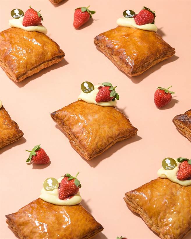 来自高雄超人气甜点「搭啵s手作甜点」全台独家焦糖千层酥，旋风快闪巨城4F。（巨城提供／王惠慧新竹传真）