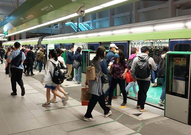 中捷今年3月运量创通车以来新高，达106万3409人次。（中捷公司提供／张亦惠台中传真）