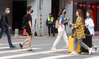 日本人每天步行30分鐘 「台灣人無法？」網搖頭：誰敢走