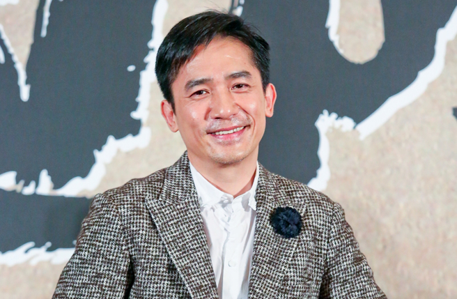 刘嘉玲透露当年梁朝伟从张国荣告别式返家后，沉默了好几日才大哭。（图／中时资料照片）