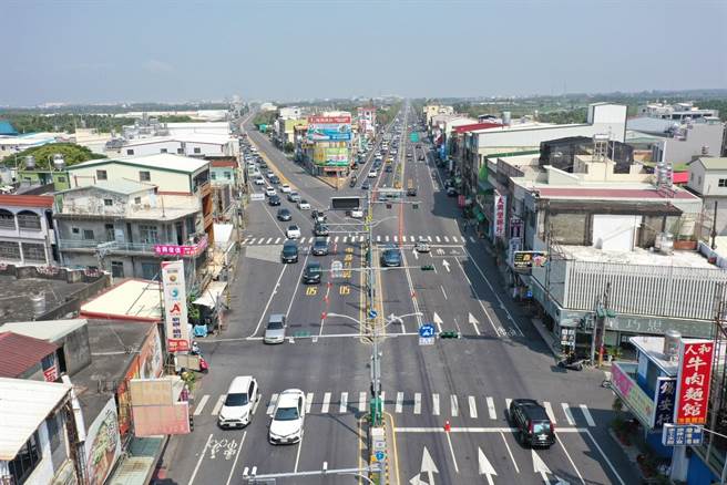 清明连假第2天，南下垦丁路段持续涌入车潮。（警方提供／谢佳潾屏东传真）