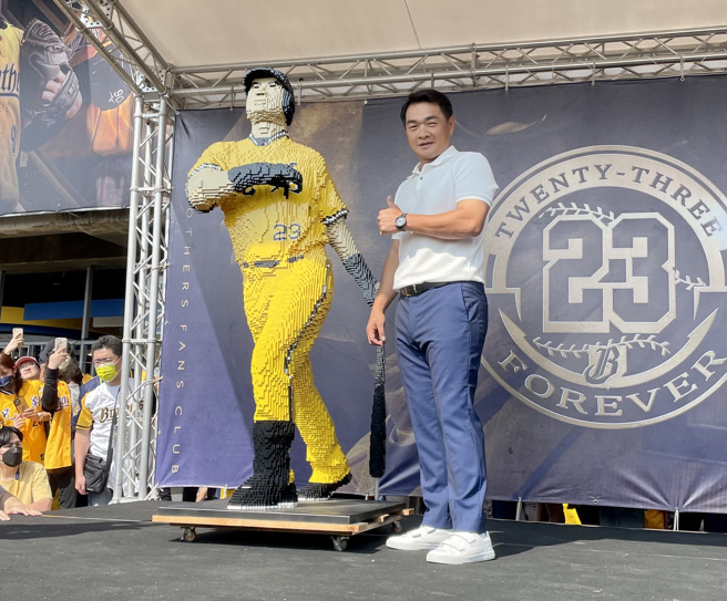 彭政閔（右）。（毛琬婷攝）