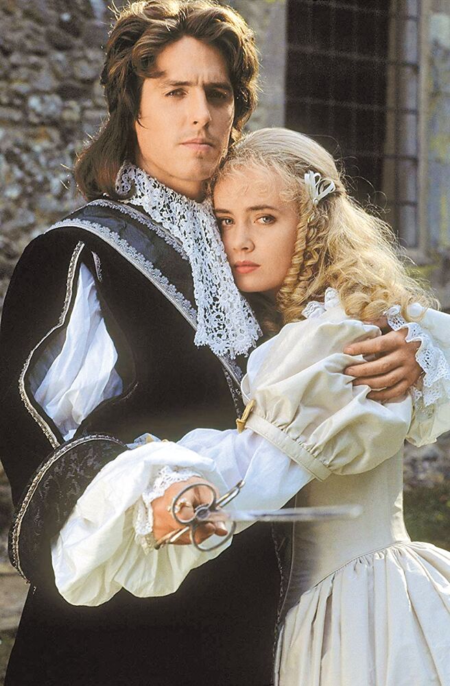 休葛兰（左）1989年推出的电视电影《浪漫骑士》。（摘自豆瓣电影）