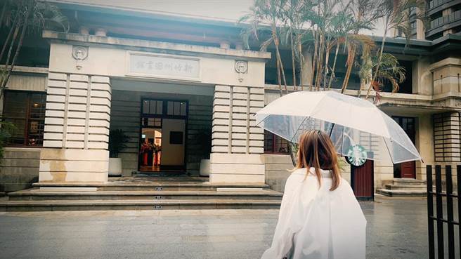 市议员杨玲宜在脸书分享新竹州图的活化过程，也感谢公私协力，再现新竹州图风华。（取自杨玲宜脸书）