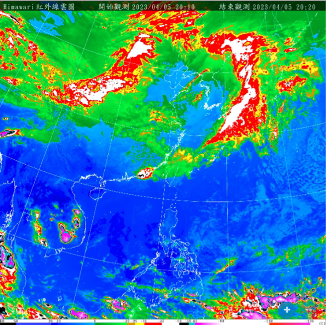 目前菲律宾东方海面上有一热带系统正在发展，其结构仍不完整。（图／气象局）