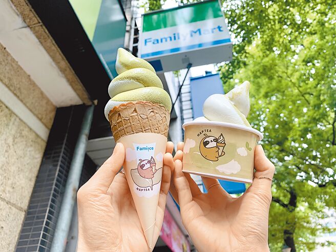 全家5日起至9日Let’s Cafe、Fami!ce霜淇淋、酷繽沙與私品茶推大份量組合只要1000元，想嘗「再睡5分鐘」聯名焙茶麥麥霜淇淋也能靠優惠省荷包。（全家提供）