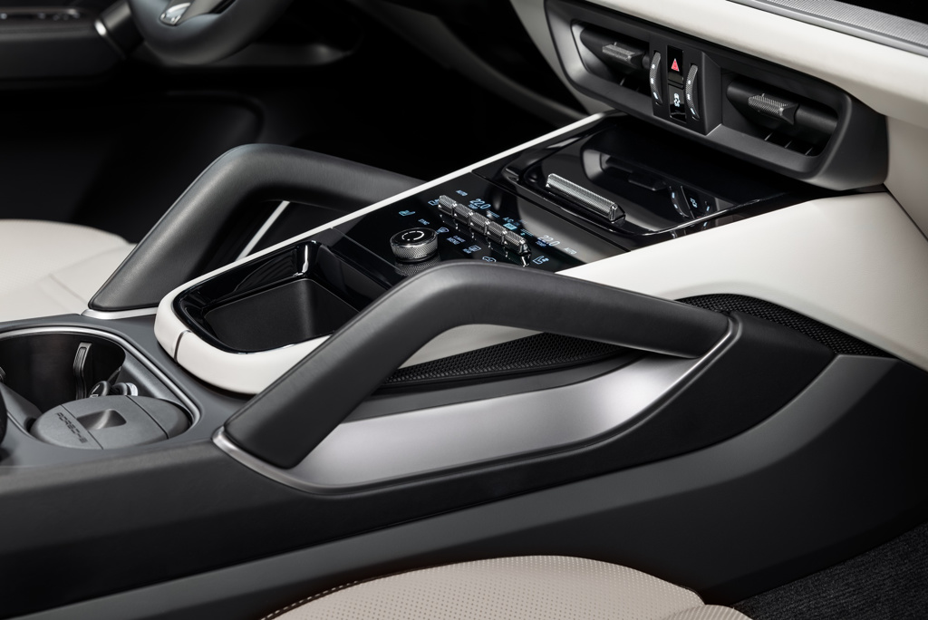 中期改款 Porsche Cayenne 將於上海車展首發、首度鉅獻嶄新「保時捷駕駛者體驗設計概念」(圖/CarStuff)
