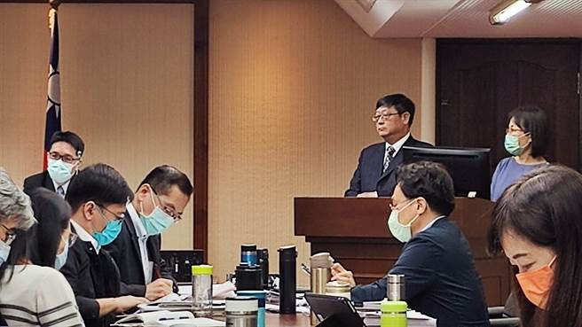 立法院社會福利及衛生環境委員會今天邀請環保署備詢。（林良齊攝）