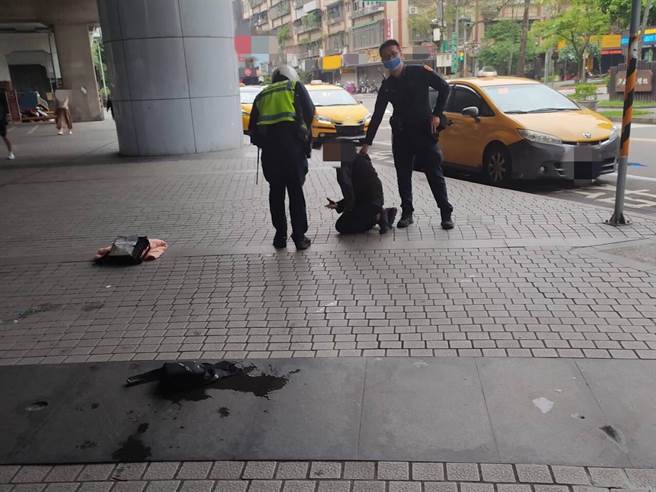 汐止火车站上午发生小黄运将遭最害勒毙。（警方提供）