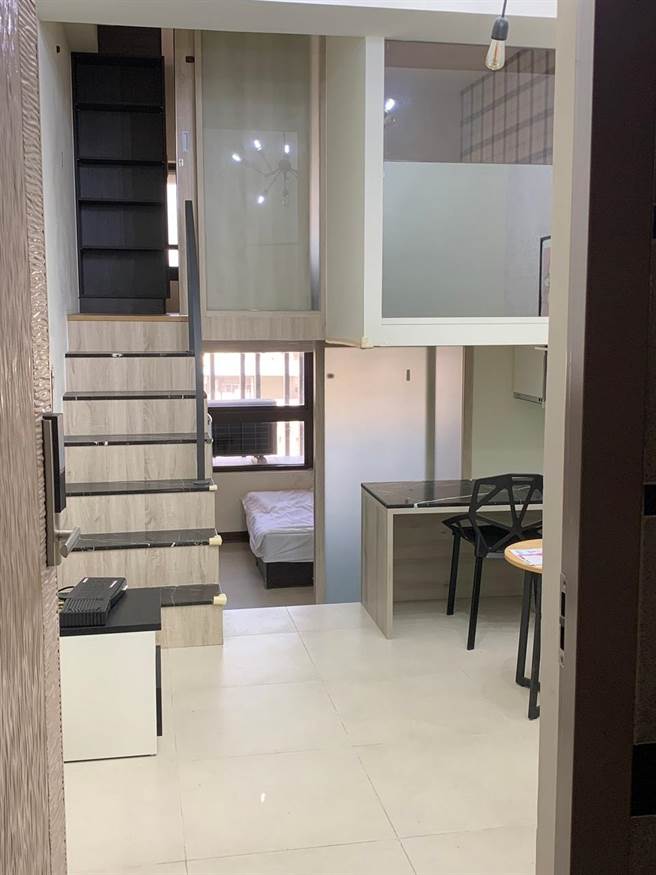 23坪套房拍卖底价1510万。（翻摄画面）