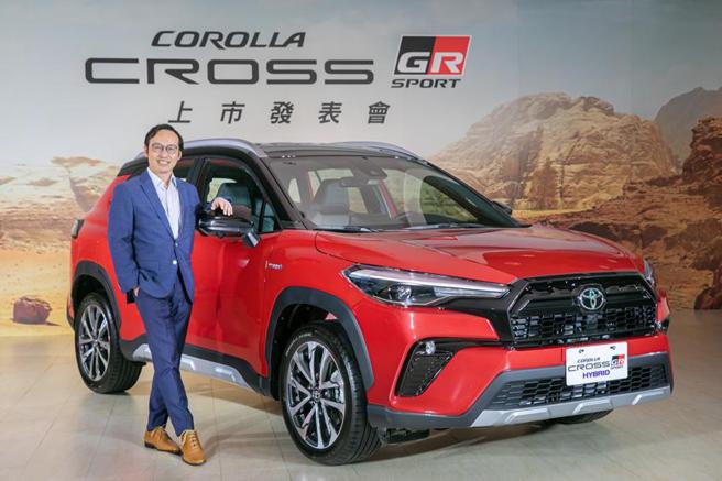 （和泰车旗下TOYOTA COROLLA CROSS单月领牌持续称霸全车种销售冠军。图／业者提供）
