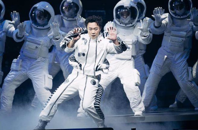 陈奕迅即将于7月来台开唱。（资料照片）