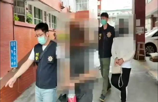 吴、卢女等22人，依诈欺、洗钱防制法送办。（翻摄照片／崔正纲高雄传真）