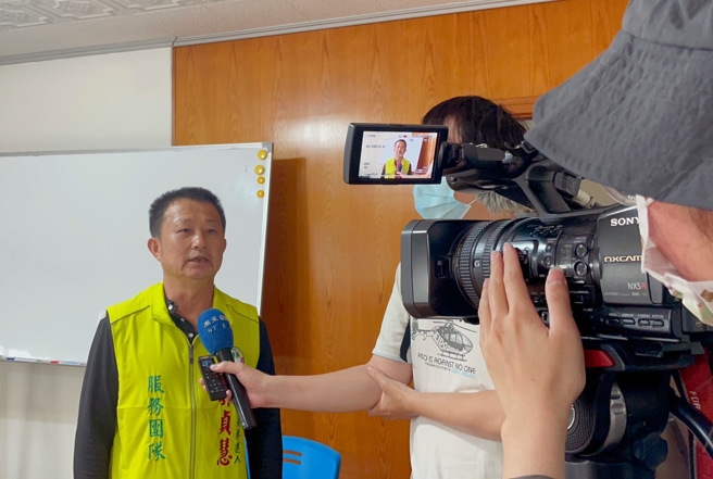 郭贞慧团队谴责对手恶质行为，并要求民进党中央党部正视赖惠员如此侵权违规的行为，应该立即作出处分，同时将协助基层里长们提出后续搜证提告等法律行动。(戴志扬翻摄)