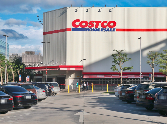 一名网友日前去好市多购物时发现，某款夯物特价中，赶紧上网和其他会员分享资讯。（示意图／杜宜谙摄）