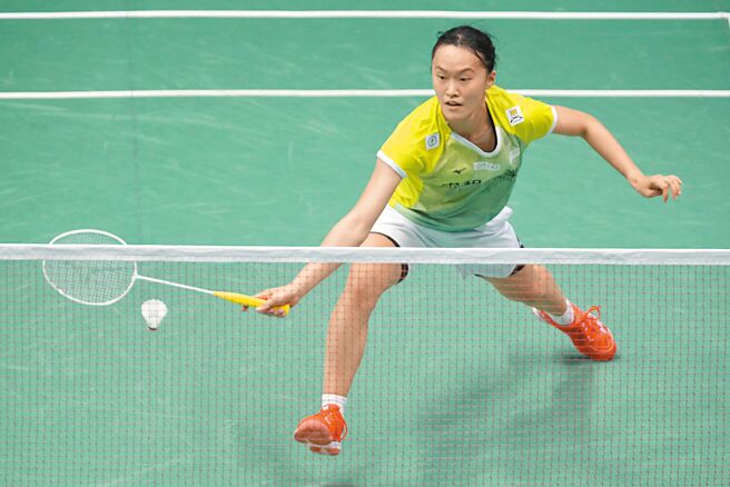 许玟琪女单首轮面对新加坡杨佳敏，13比21、13比21苦吞生涯对战3连败。（本报资料照片）