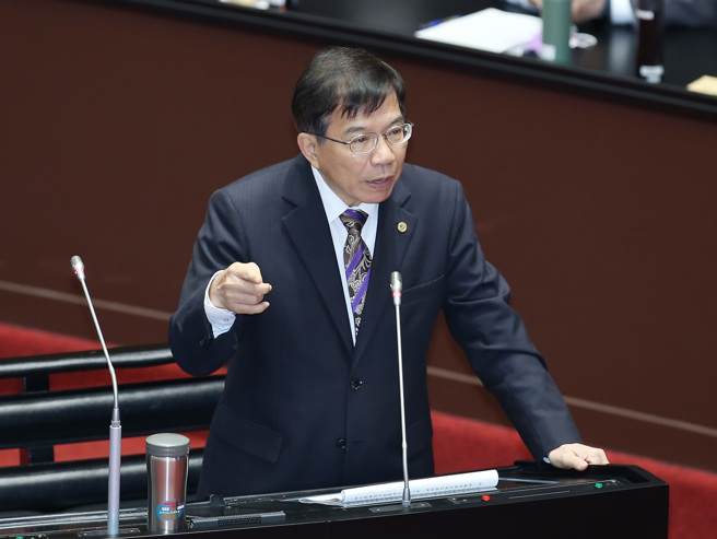 交通部長王國材7日在立法院答詢。（姚志平攝）