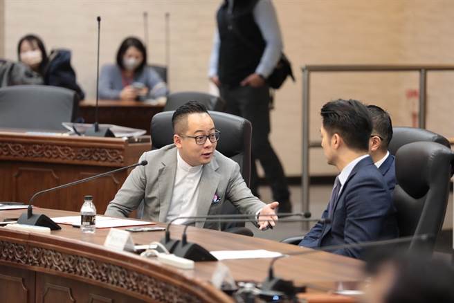 基隆市议长童子玮表示，透过参访北市府交流，让未来基隆的建设更好。（童子玮办公室提供／徐佑升基隆传真）