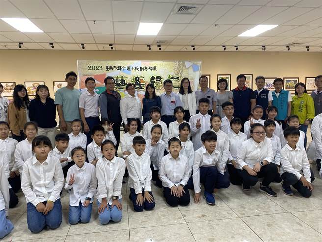 归仁10校创意联展迈入第16届，今天开幕。(曹婷婷摄)