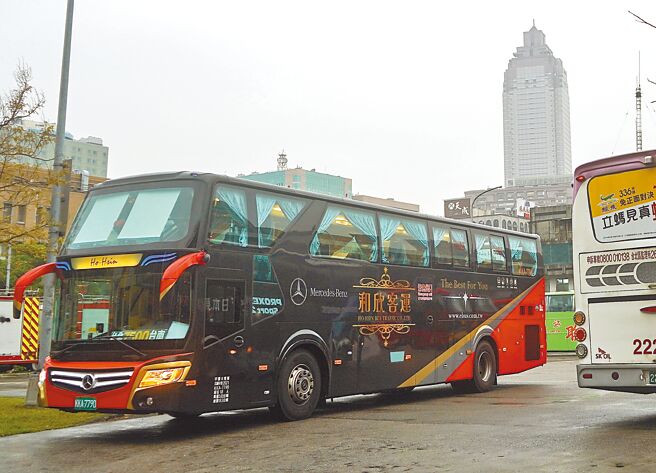 和欣客运宣布4月17日调涨票价。（中央社）