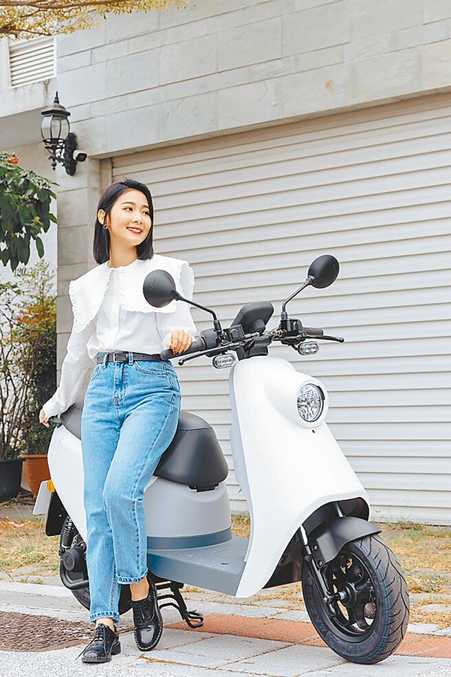 宏佳腾Ai-4 Ever可额外再享最高4500元购车优惠折扣。（宏佳腾提供）