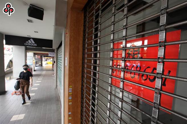 近日多家如美光、Google等跨國科技大廠不看好未來前景，紛紛裁員，勞動部因而提前召開「大量解僱勞工時勞動市場變動趨勢評估委員會」。（報系資料照）