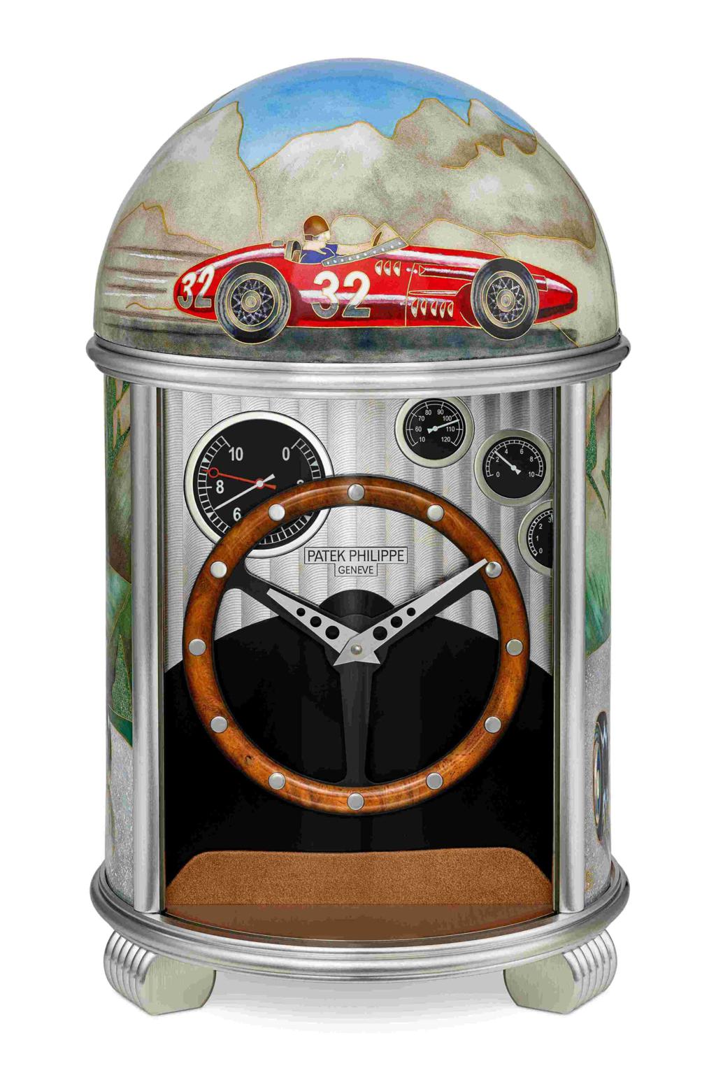 百達翡麗編號20149M-001「賽車」（Racing Cars）圓頂座鐘，採用掐絲琺瑯打造。(Patek Philippe提供)