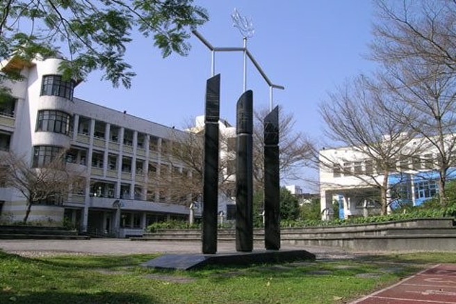 实际建筑物与「Minecraft」的比例，需经过精准计算。（杨恩宇提供）