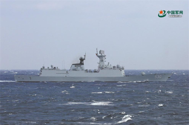中共海軍徐州艦在台灣以東海域進行戰備警巡。（圖／取自中國軍網）