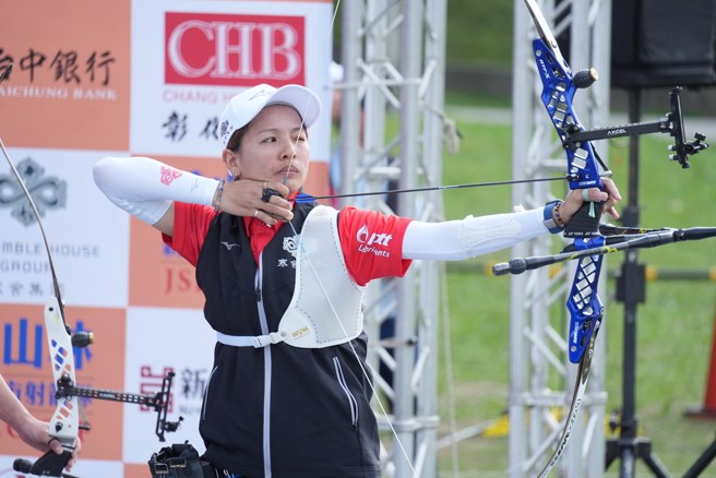 林佳恩除了想射向每一个十分，也想射下博士学位。(大会提供)