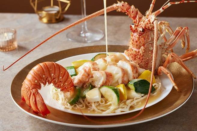 王品中餐品牌「享鸭」、「莆田」与「丰禾台式小馆」共同推出9大龙虾宴。（王品提供）