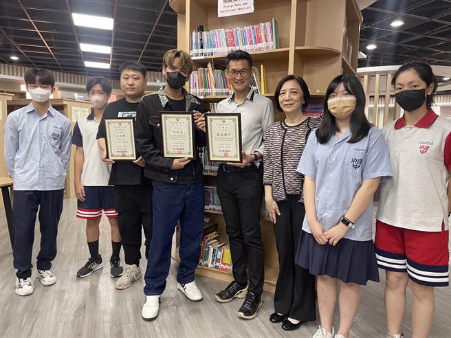 陈零九今前进建成国中担任「校园关怀大使」。（红心字会提供）