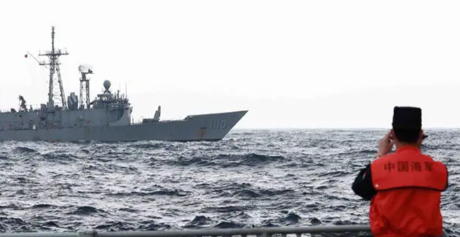 （图／取自凤凰网、央视军事）