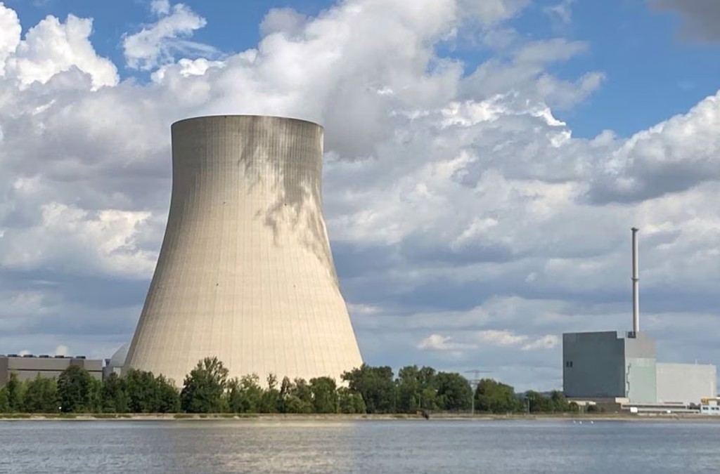 麻州理工学院表示，弃用核能就需要用更多火力发电来弥补电力缺口，也就等于增加空气污染。图/WNN(photo:ChinaTimes)