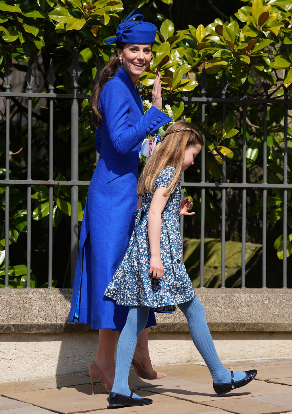 凱特王妃與夏綠蒂公主穿著母女裝出席。（圖／達志影像）