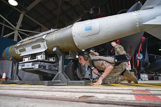 烏克蘭大量使用JDAM 彌補海馬士彈藥不足