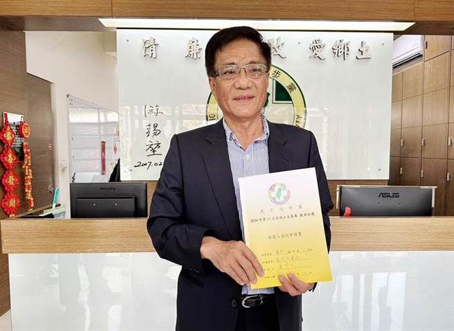 嘉義縣議員黃榮利表示與黨主席賴清德深談後，決定退出立委初選。（本報資料照）