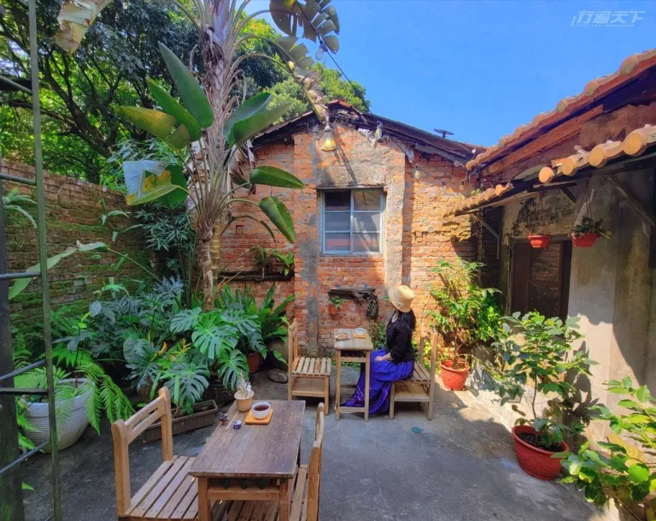 阿嬤ㄟ紅磚厝充滿了家的溫度。（圖／行遍天下提供）