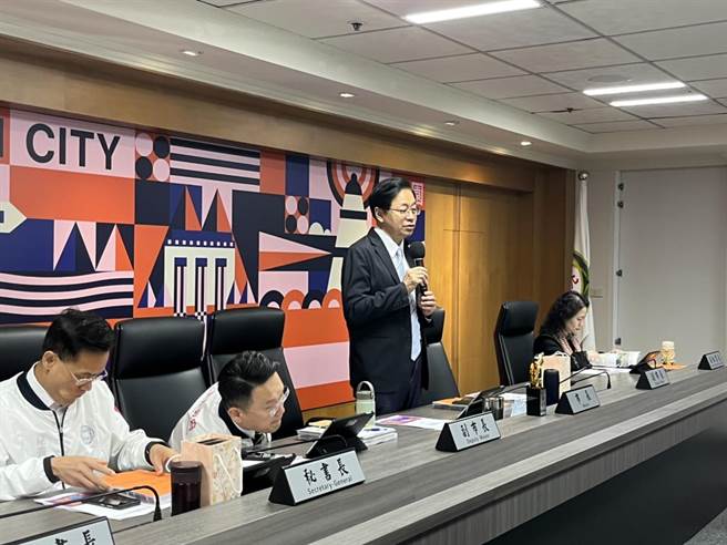 桃園市長張善政拍板要增加200名義警，協助警察及相關局處改善交通狀況。（陳夢茹攝）