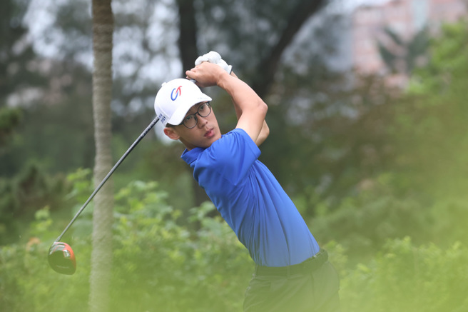 第20届台日韩睦邻杯高球队际锦标赛，第一回合男子组台湾郭时雨74杆暂列第4。（中华高协提供）