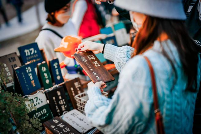 活动也邀集眾多全台各地知名咖啡共同参与，让民眾藉由品味咖啡到各地旅行。(高雄市观光局提供)