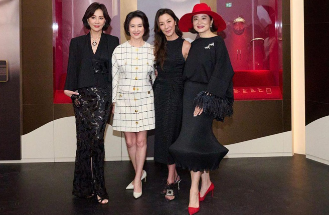 刘嘉玲（左起）、何超琼、杨紫琼、林青霞世纪同框引热议。（图／取自杨紫琼IG）