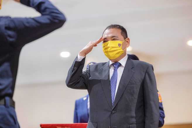 鈕則勳認為，侯友宜表態參宣會有一波慶祝行情。（圖取自侯友宜臉書）